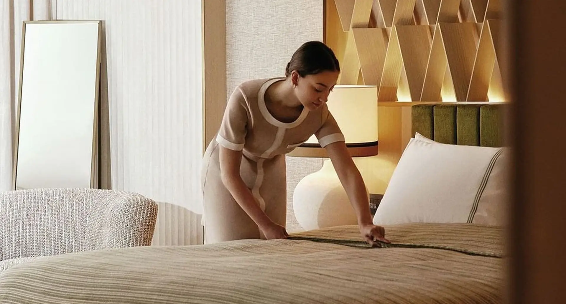 Hotel-room
